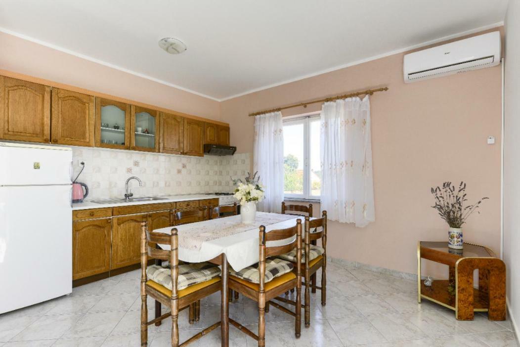Apartment Marija Kali Buitenkant foto